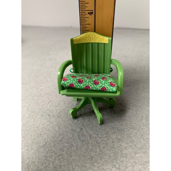 Loving Family Green Office Swivel Chair Dollhouse Furniture with Floral Cushion - Picture 4 of 5